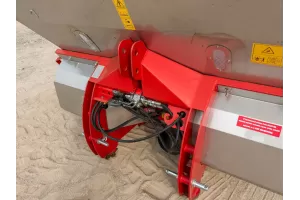 Dviejų diskų trąšų barstytuvas GRASS-ROL MASTER 1200 | auksarankiai.lt