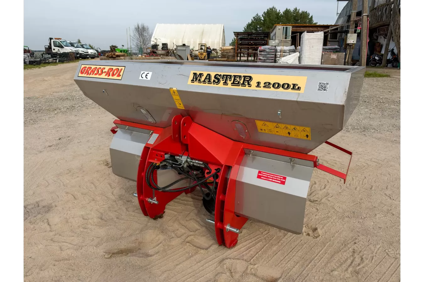 Dviejų diskų trąšų barstytuvas GRASS-ROL MASTER 1200 | auksarankiai.lt